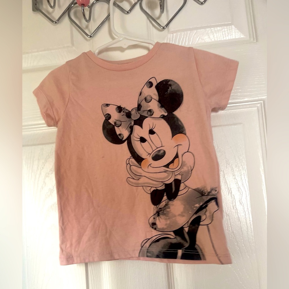 Minnie Mouse tee size 3t